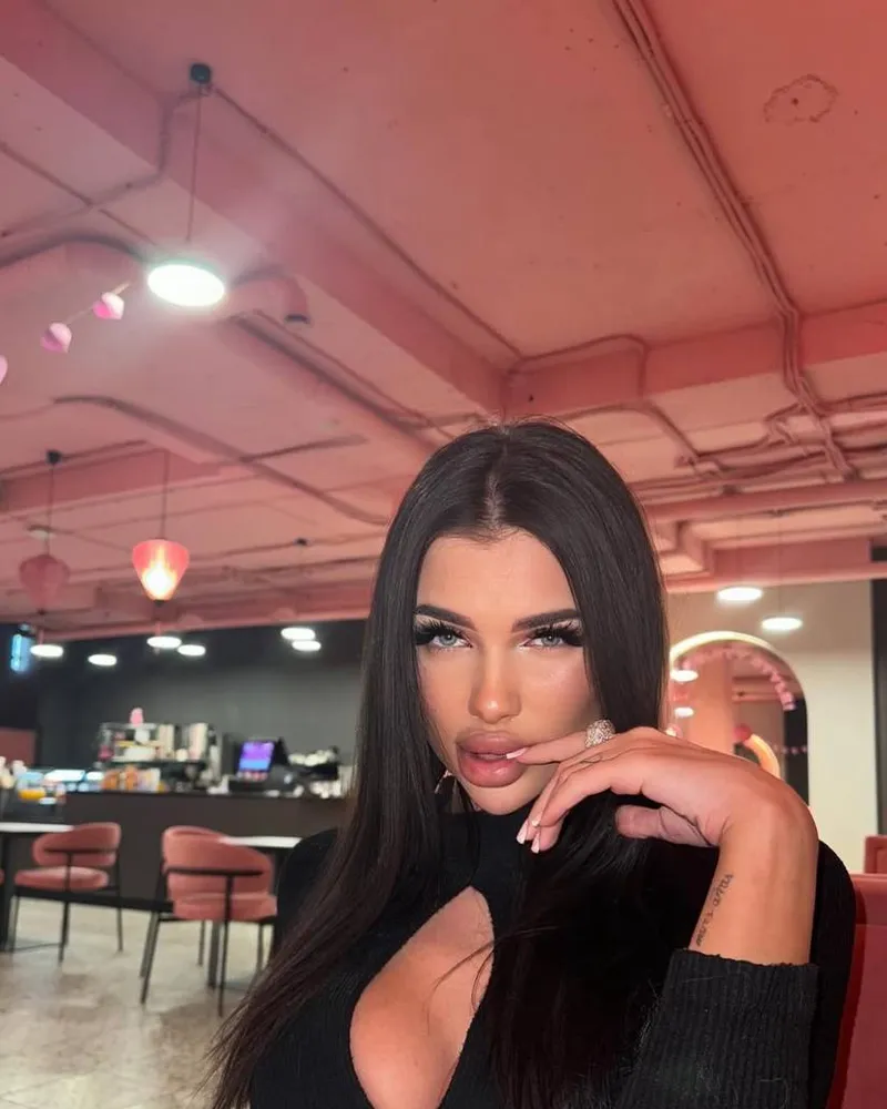 Arnavutköy Escort Escort İlanı Ece - %100 Gerçek Fotoğraflı Randevu
