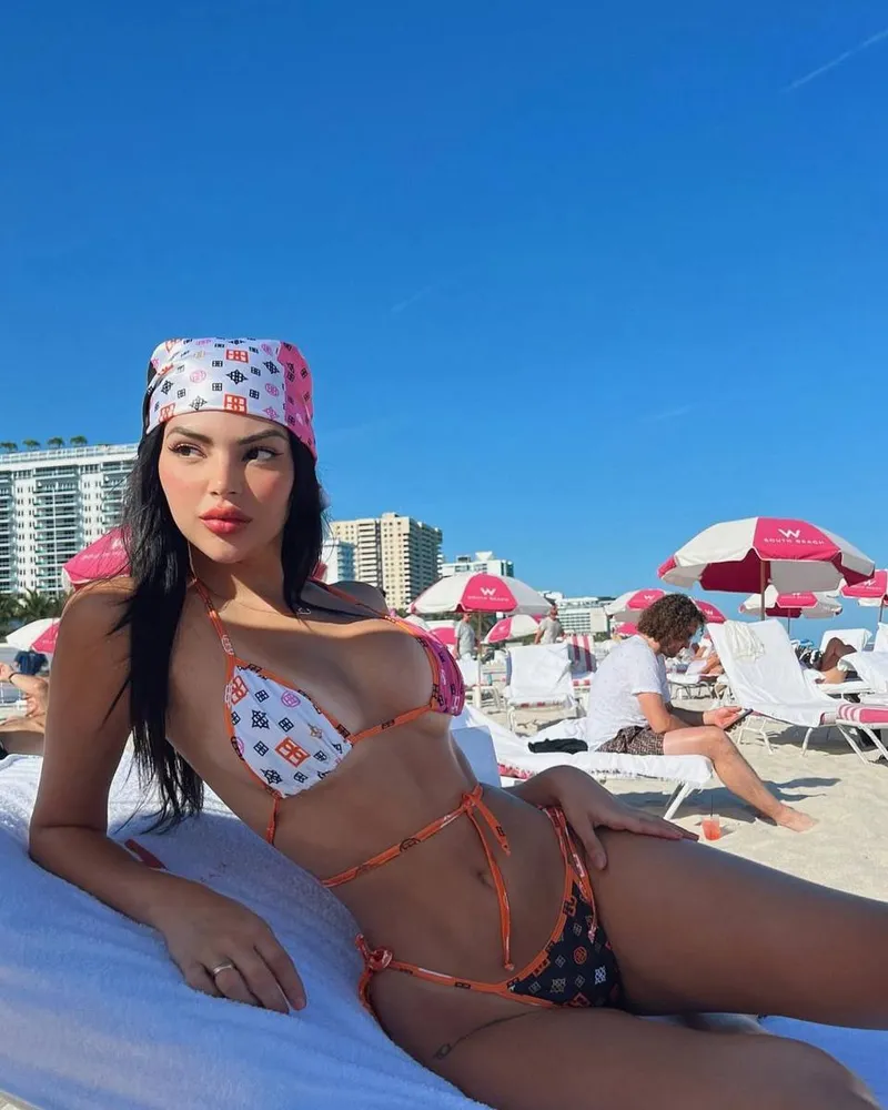 İstanbul Nişantaşı Nihan Escort Escort Bayan İlan Fotoğrafı