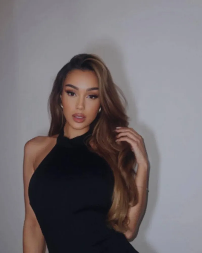 İstanbul Yeşilköy Selin Escort Escort Bayan İlan Fotoğrafı