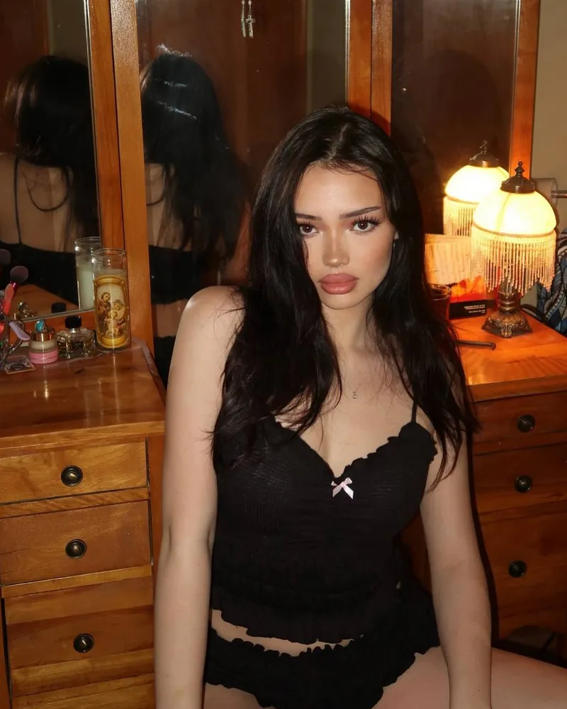 İstanbul Sefaköy Elif Escort Escort Bayan İlan Fotoğrafı