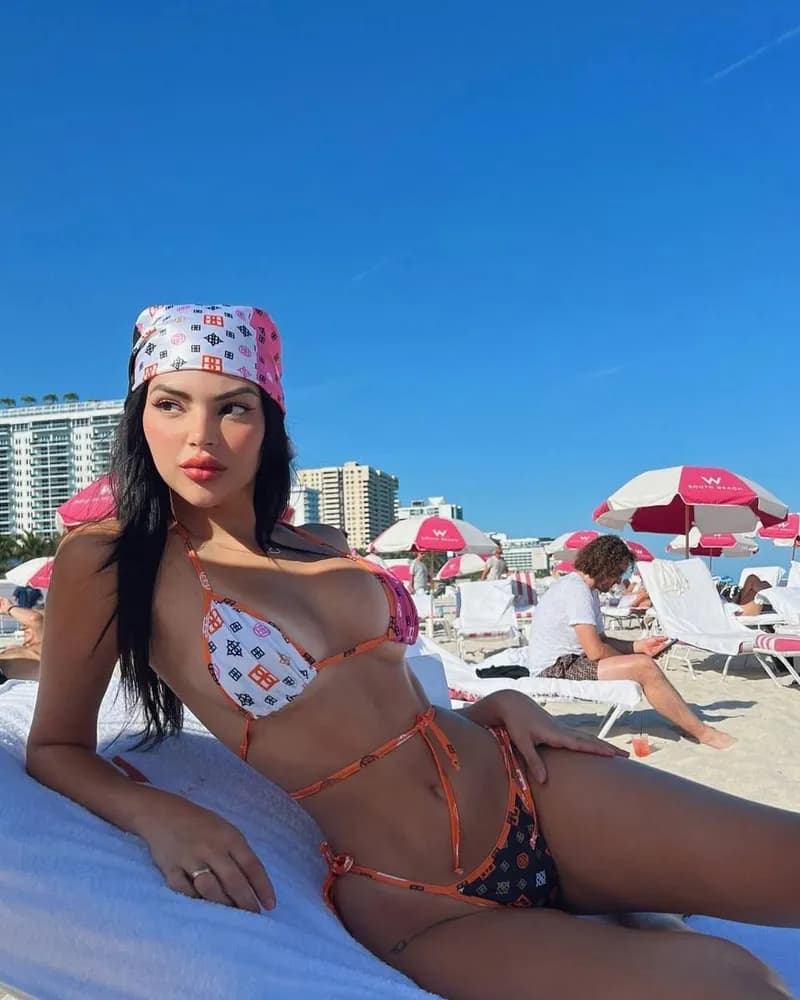 Pelin | Beylikduzu VIP Escort | ISTANBUL ESKORT